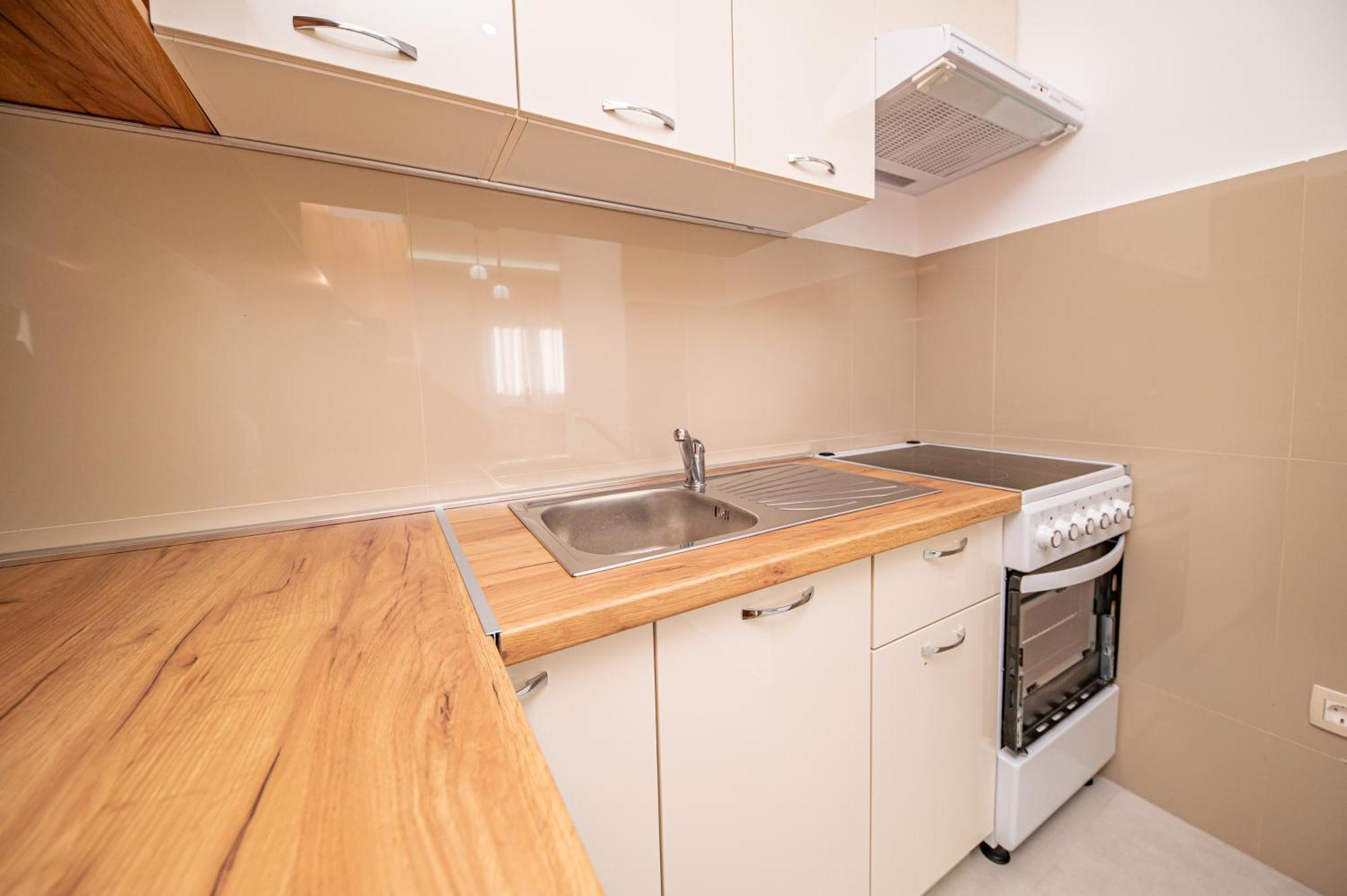Red Hill Apartman Kotor Kültér fotó