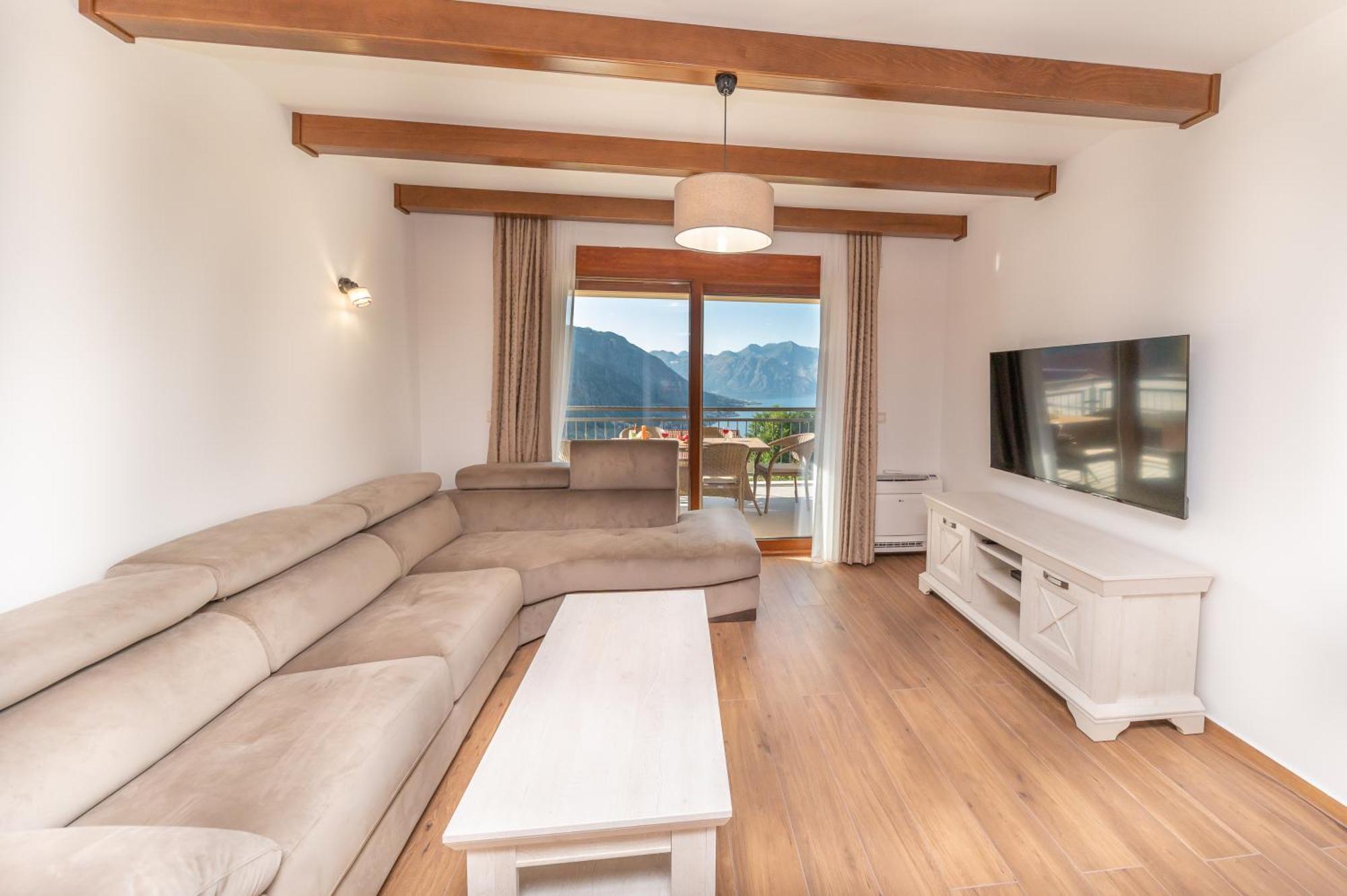 Red Hill Apartman Kotor Kültér fotó
