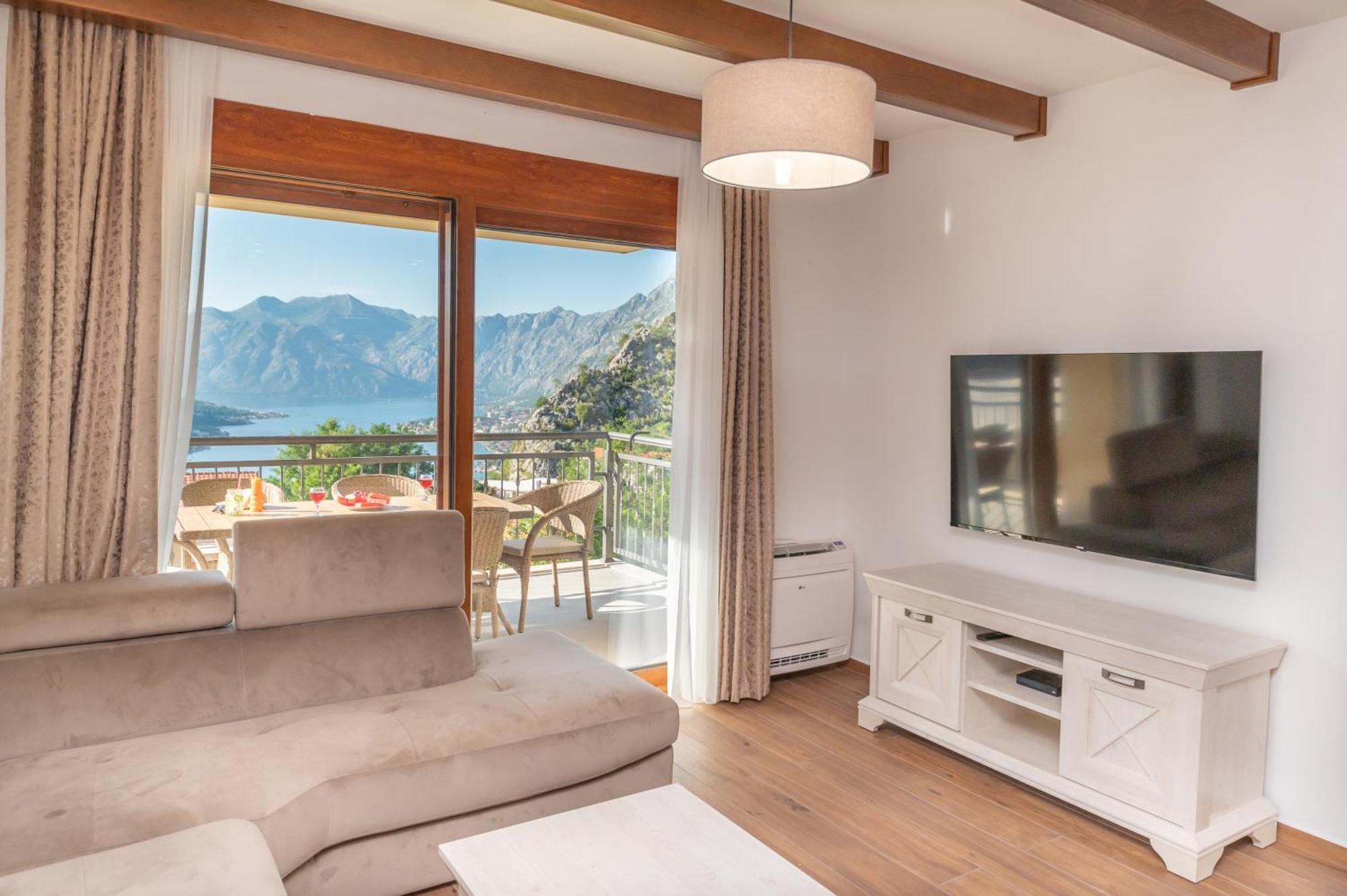 Red Hill Apartman Kotor Kültér fotó