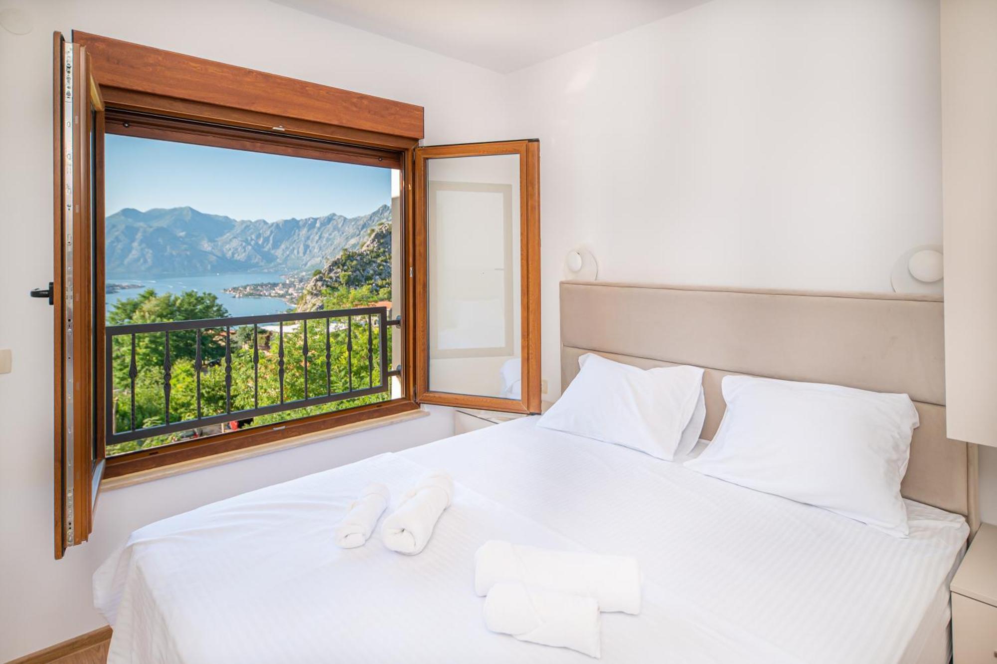 Red Hill Apartman Kotor Kültér fotó
