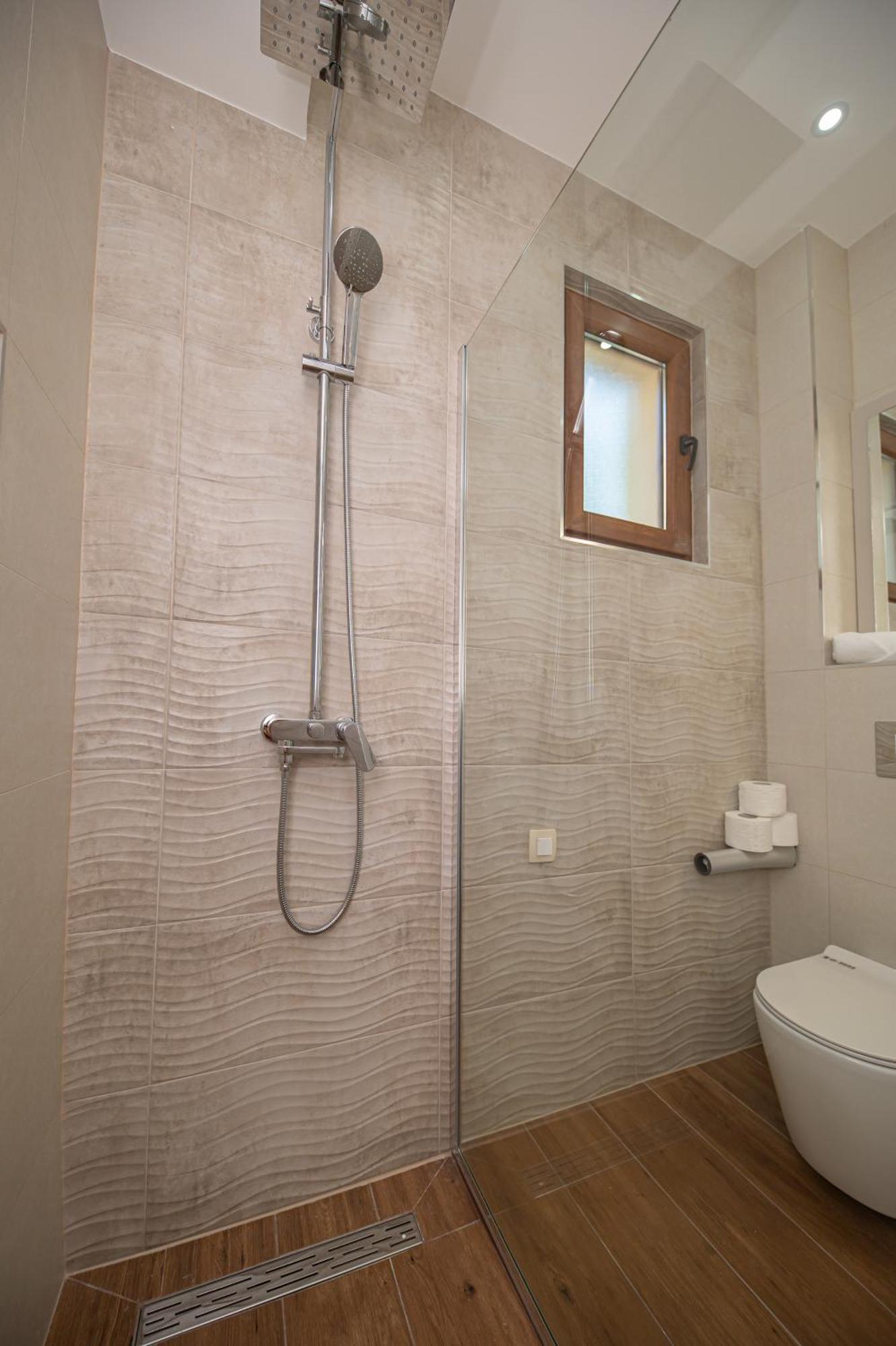 Red Hill Apartman Kotor Kültér fotó