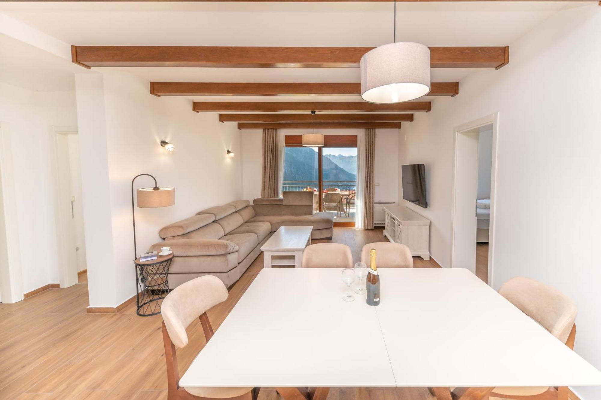 Red Hill Apartman Kotor Kültér fotó