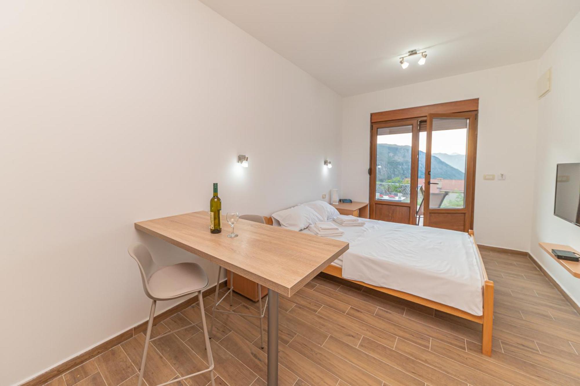 Red Hill Apartman Kotor Kültér fotó