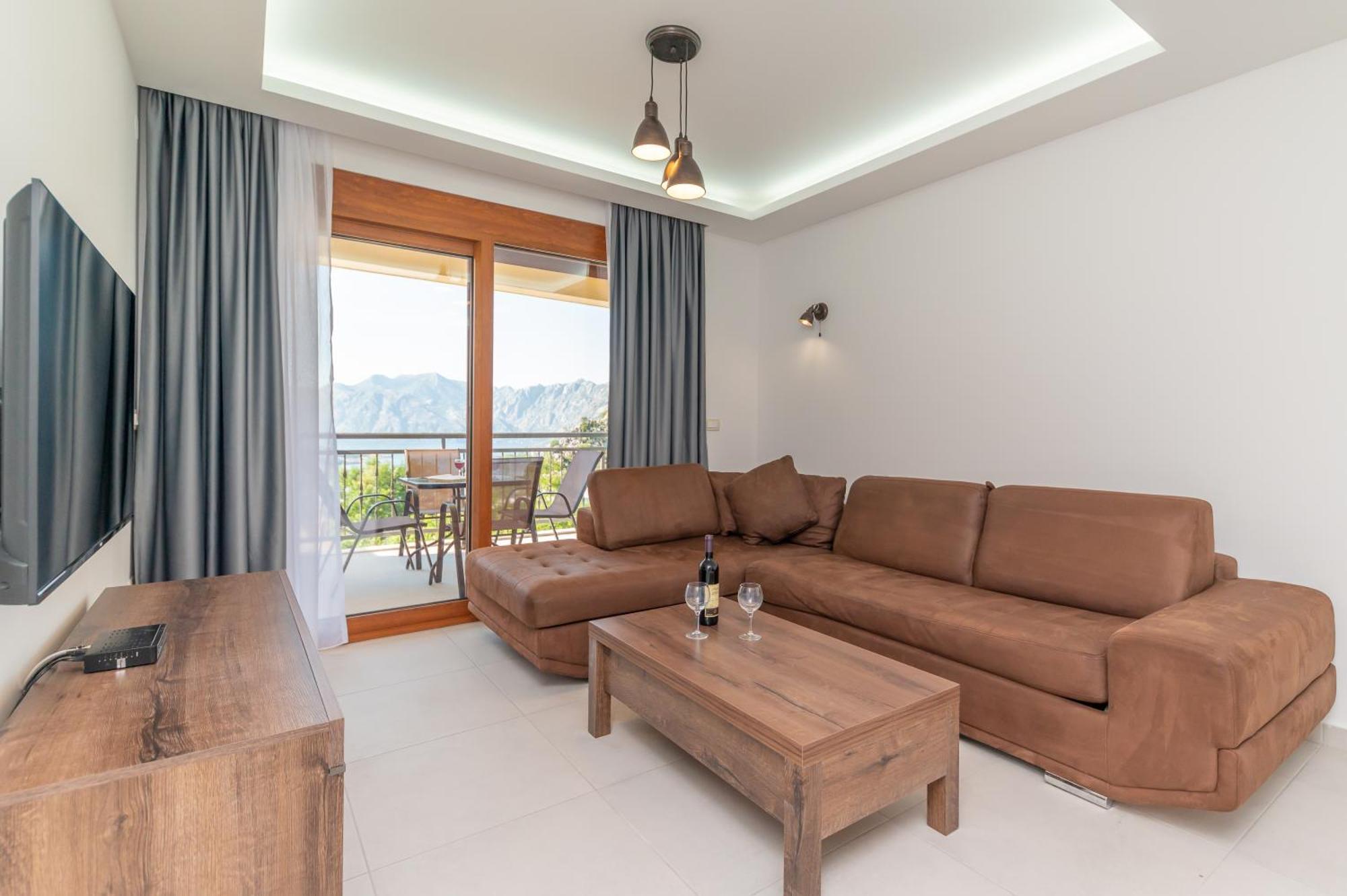 Red Hill Apartman Kotor Kültér fotó