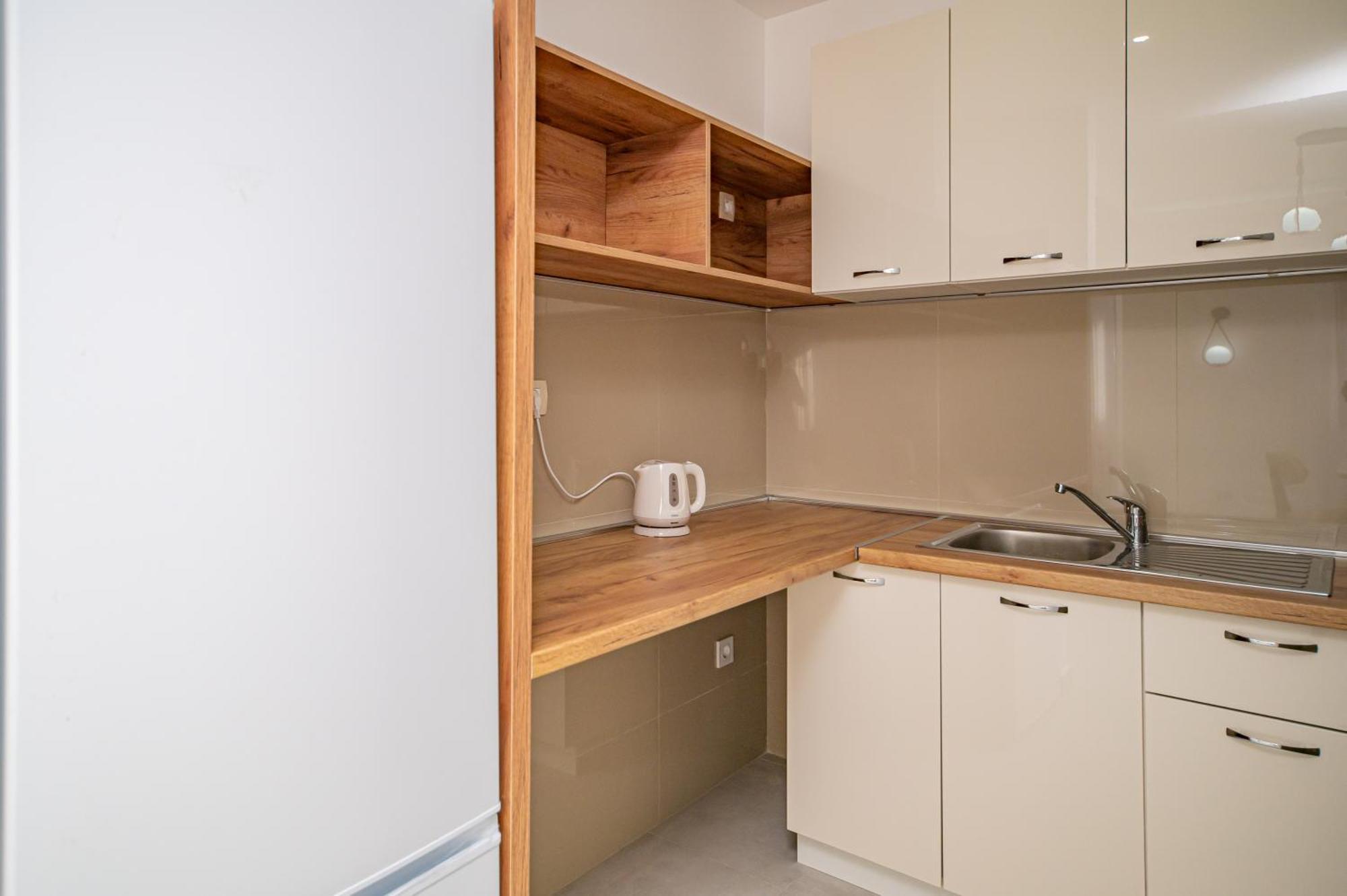 Red Hill Apartman Kotor Kültér fotó