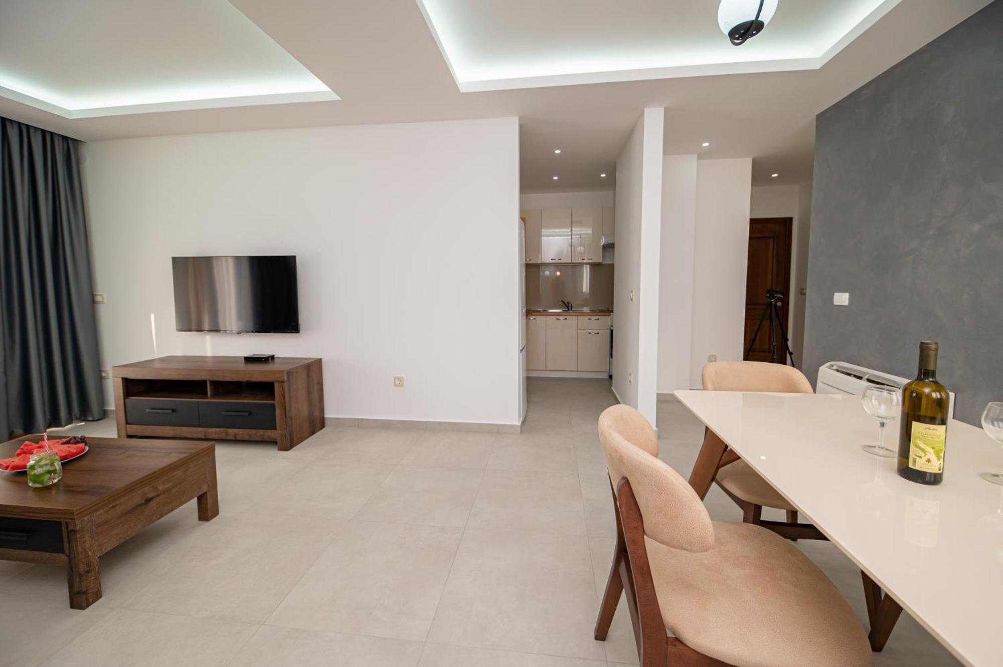 Red Hill Apartman Kotor Kültér fotó